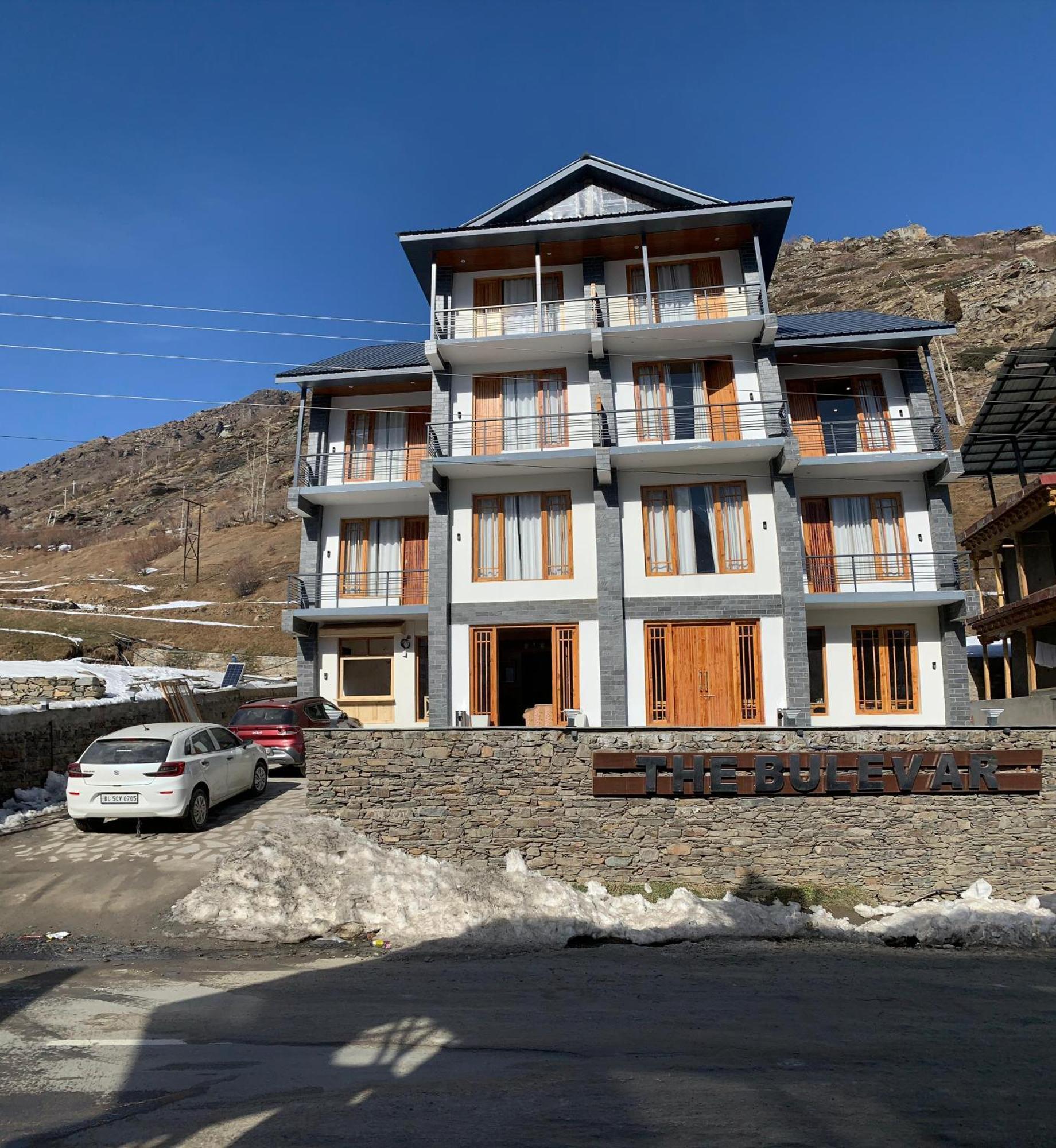 Hotel The Bulevar - Whispering Willows à Sissu Extérieur photo